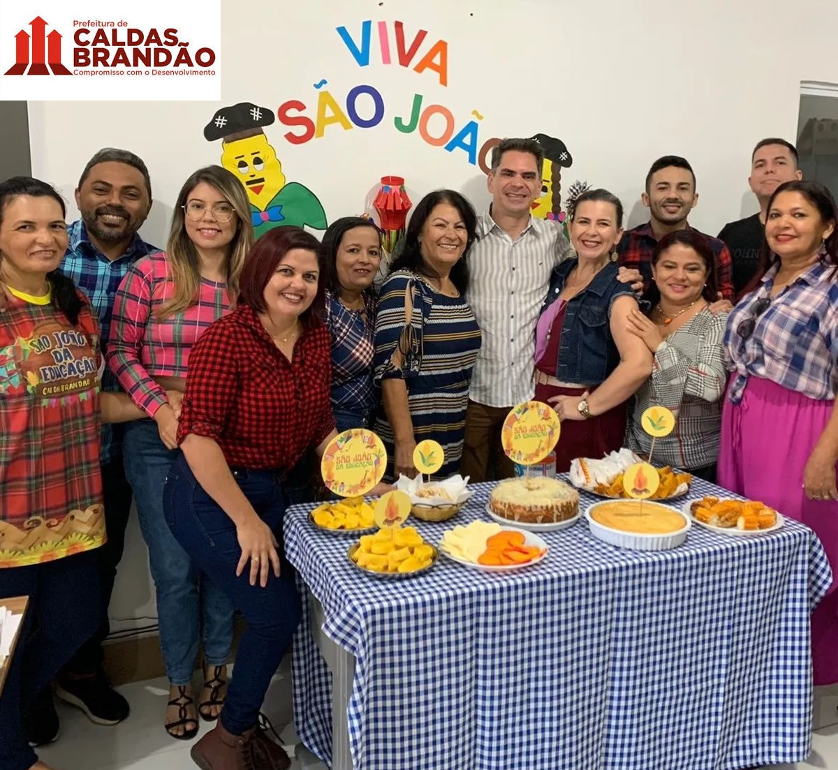 Prefeito Fábio Rolim prestigia festas juninas das escolas da rede municipal.